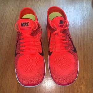 NWOT nike free 4.0 flyknit